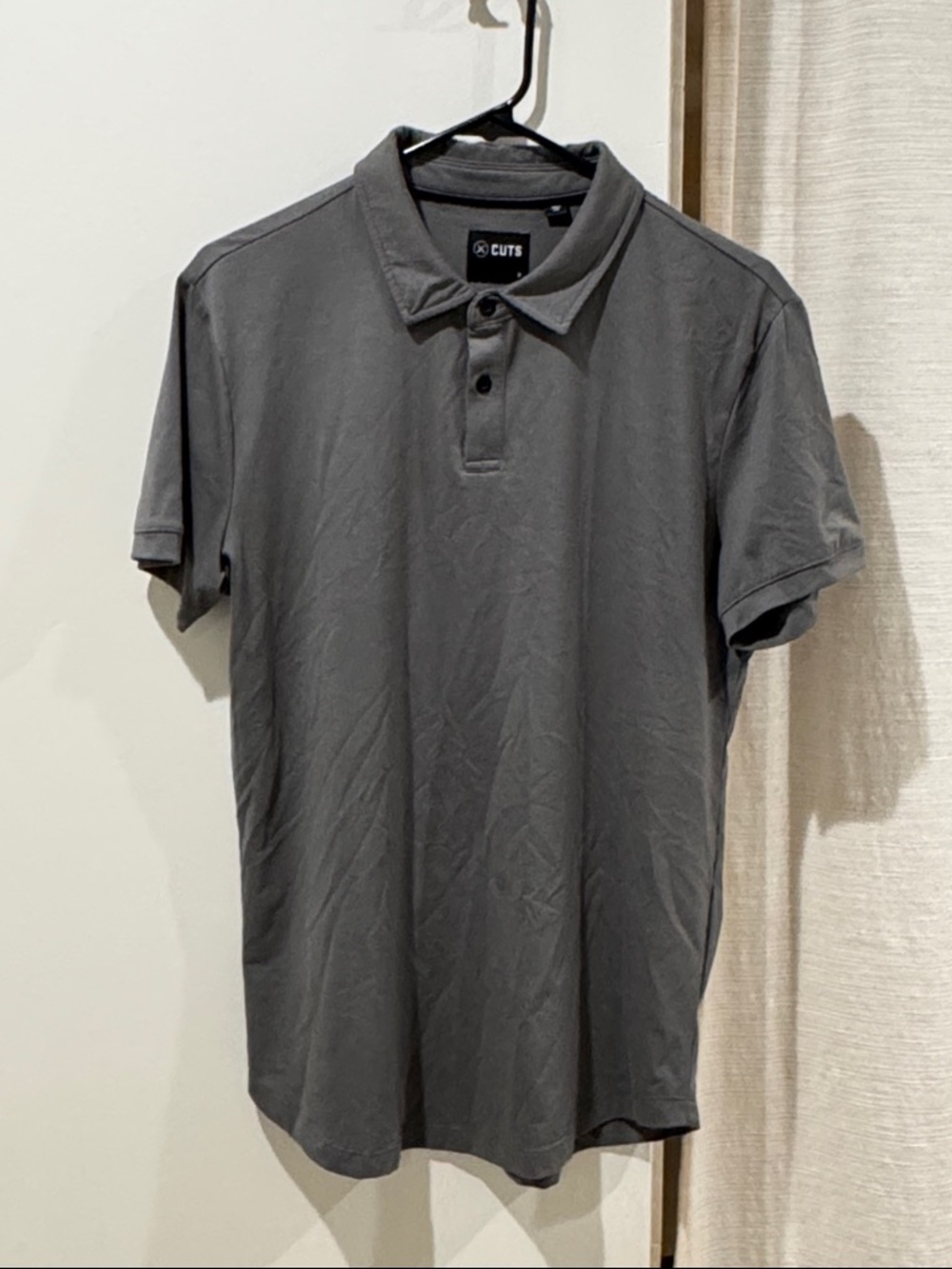 Cuts Clothing Men's Dark Grey Polo Shirt